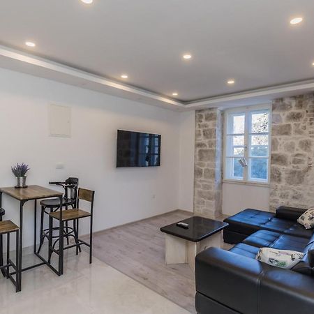 Seafront Apartments Karlo Kaštela المظهر الخارجي الصورة