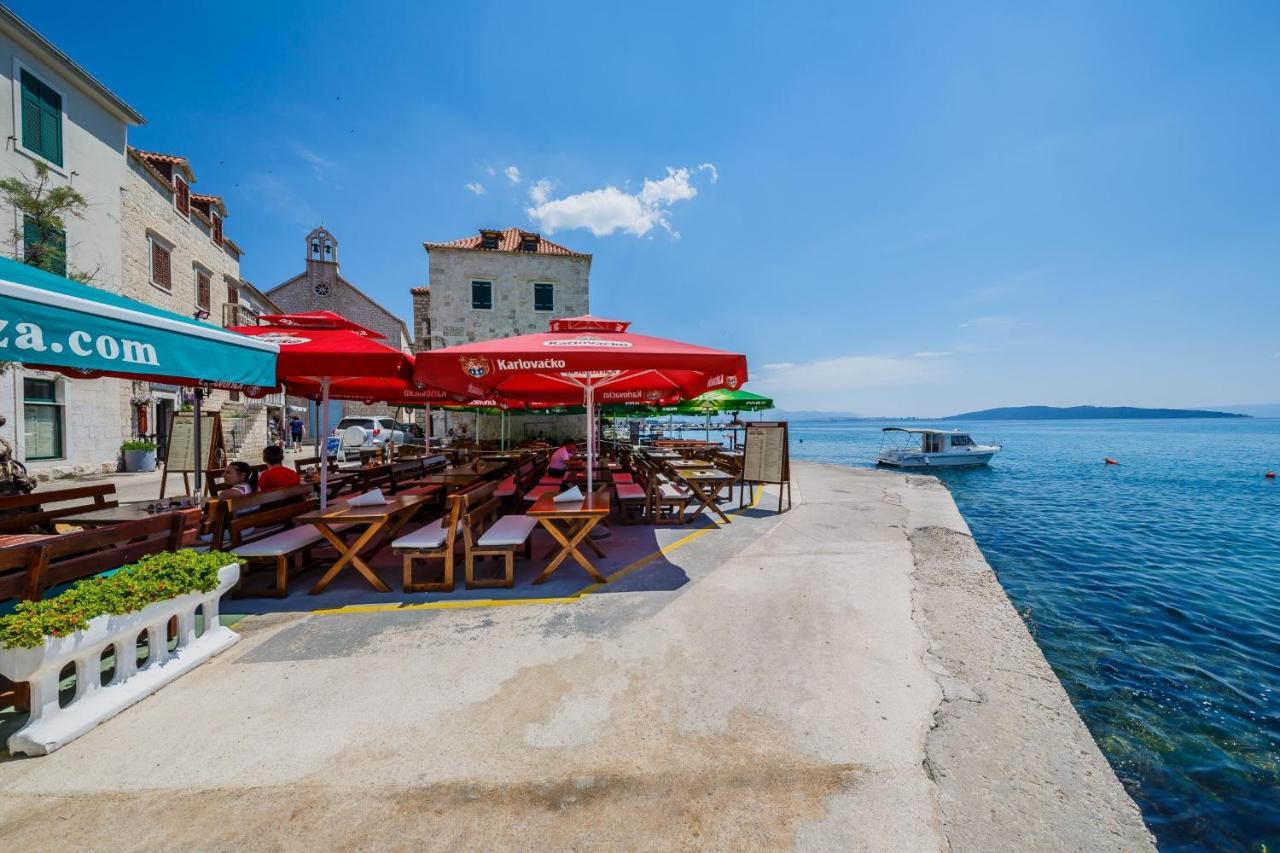 Seafront Apartments Karlo Kaštela المظهر الخارجي الصورة