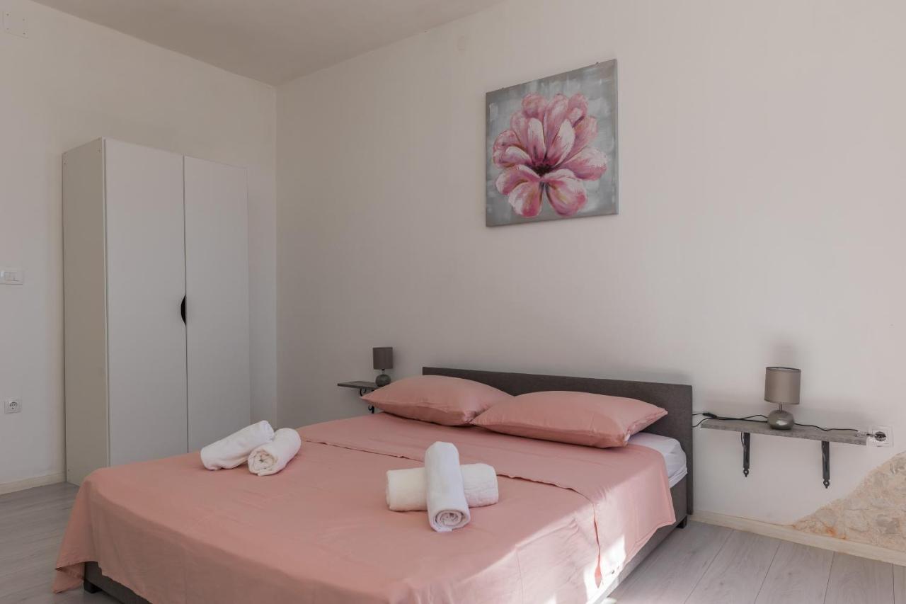 Seafront Apartments Karlo Kaštela المظهر الخارجي الصورة