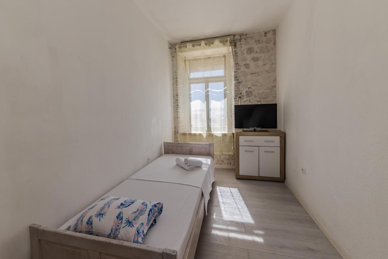 Seafront Apartments Karlo Kaštela المظهر الخارجي الصورة