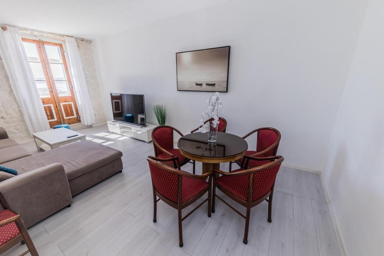 Seafront Apartments Karlo Kaštela المظهر الخارجي الصورة