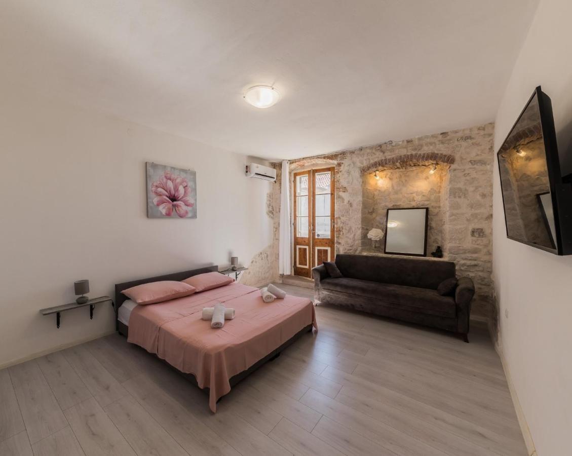Seafront Apartments Karlo Kaštela المظهر الخارجي الصورة