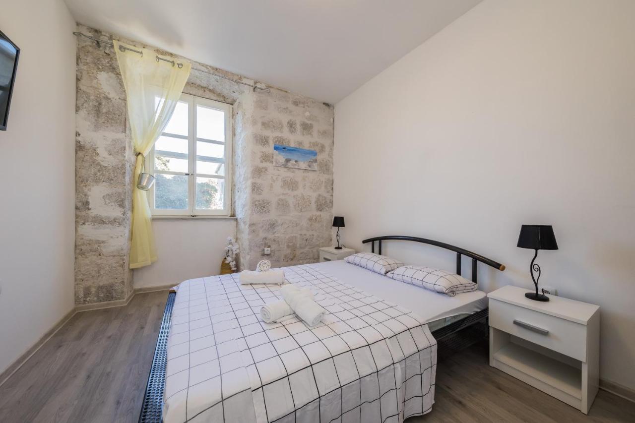 Seafront Apartments Karlo Kaštela المظهر الخارجي الصورة